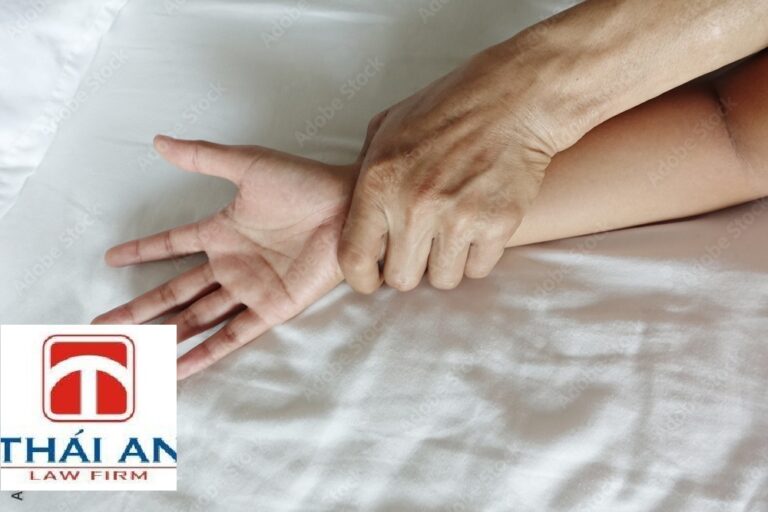 Tội hiếp dâm hình phạt thế nào ?