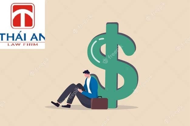 Sơ suất làm hỏng máy móc, gây thiệt hại tài sản của công ty có phải đền không?