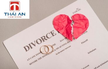 Vợ ngoại tình, chồng quyền nuôi con khi ly hôn?
